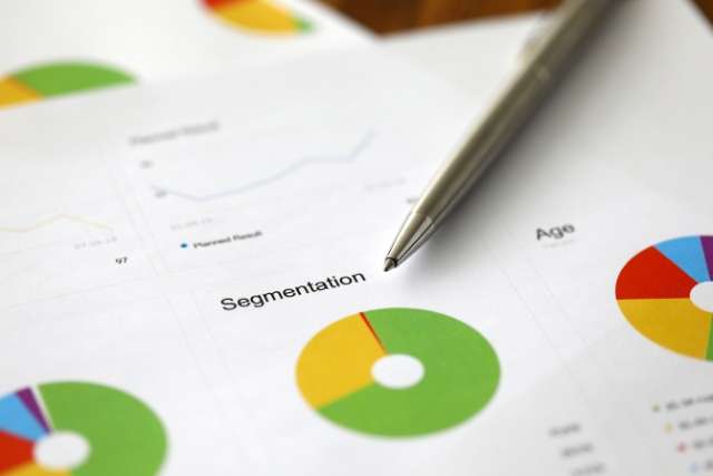 Segmentation Simple Definition What is Behavioral Segmentation? Definition, Types, Examples | Appinio