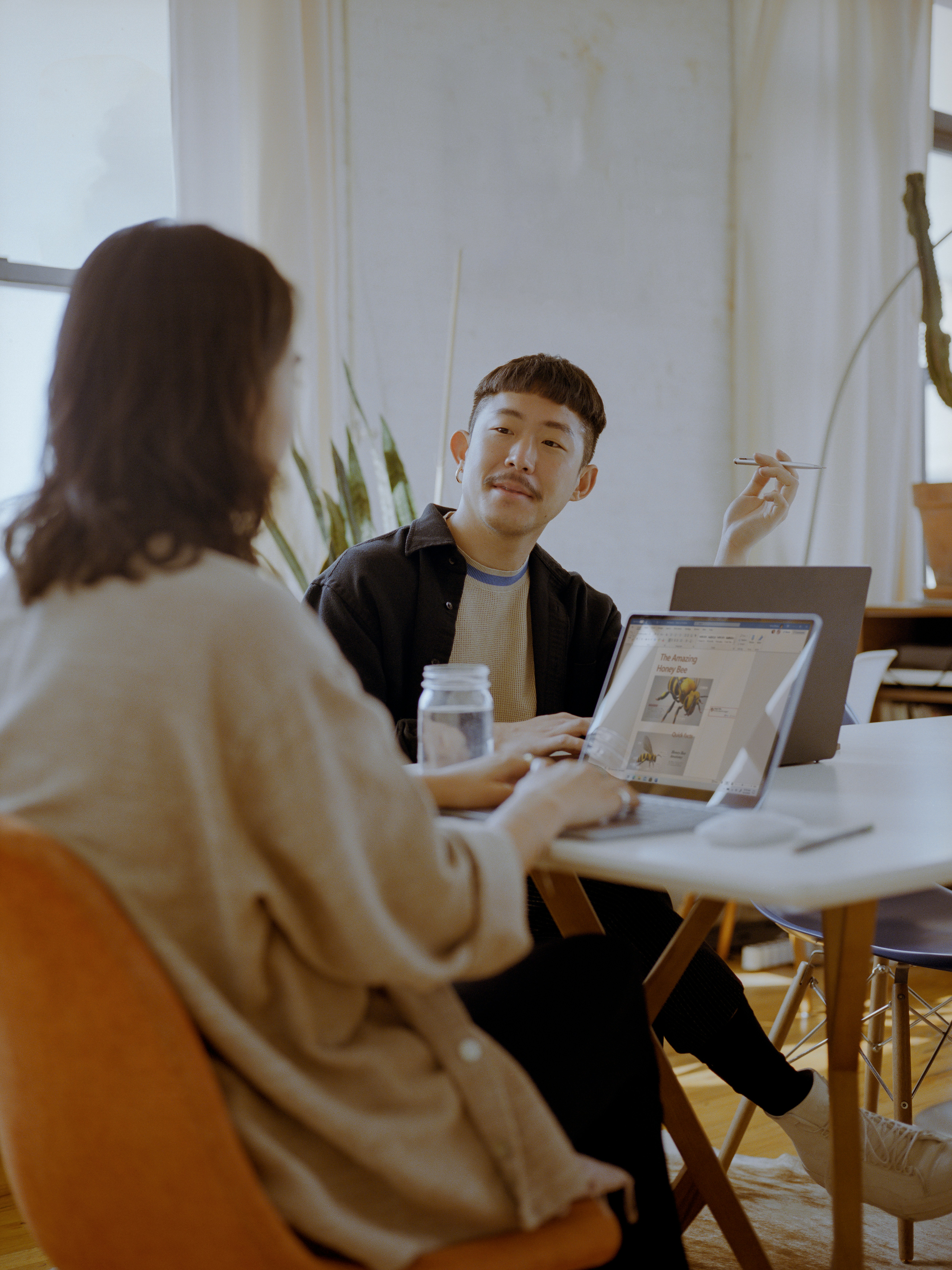 Bruits de couloir : comment les collaborateurs vivent-ils un déménagement de bureaux ?